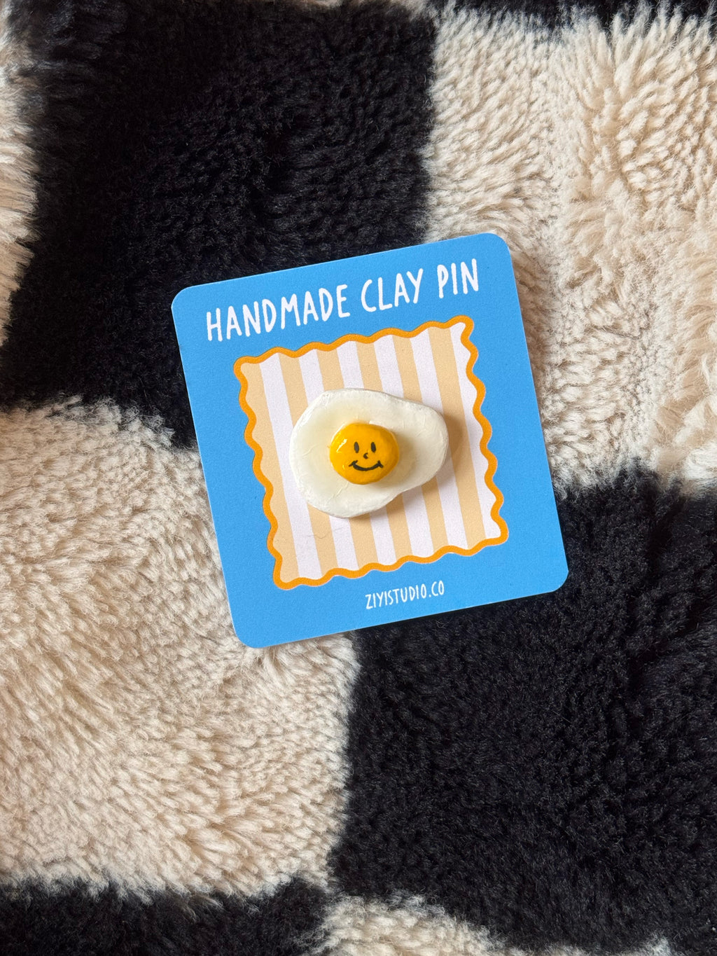 Smiling Fried Egg Pin - Original Stone Clay Brooch